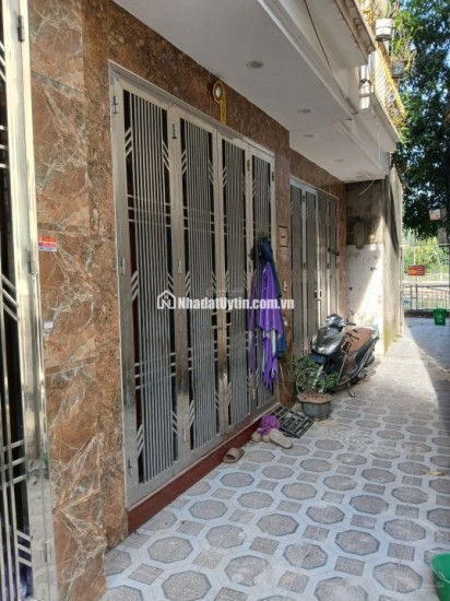 Những bước quan trọng bao gồm dọn dẹp gọn gàng, mở rộng góc quay và thiết lập ánh sáng tối ưu.